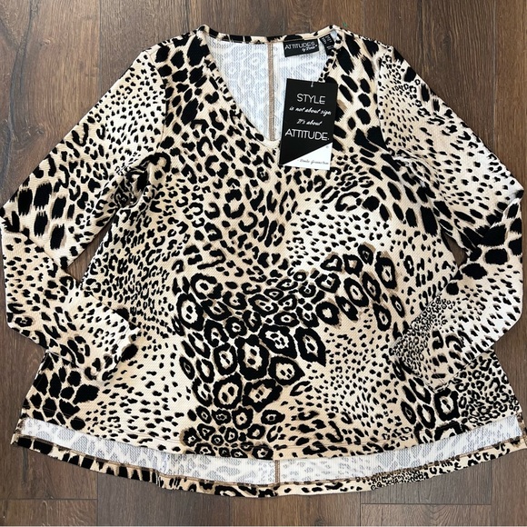 🆕 Attitudes animal print blouse SZ XXS - Picture 1 of 4